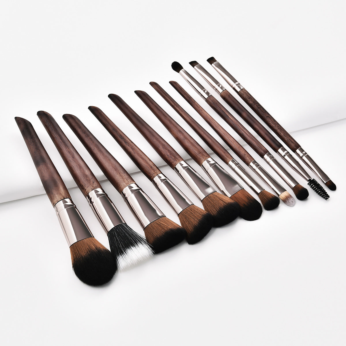 New 11 Makeup Set Tool Loose Powder Eyelash Brush